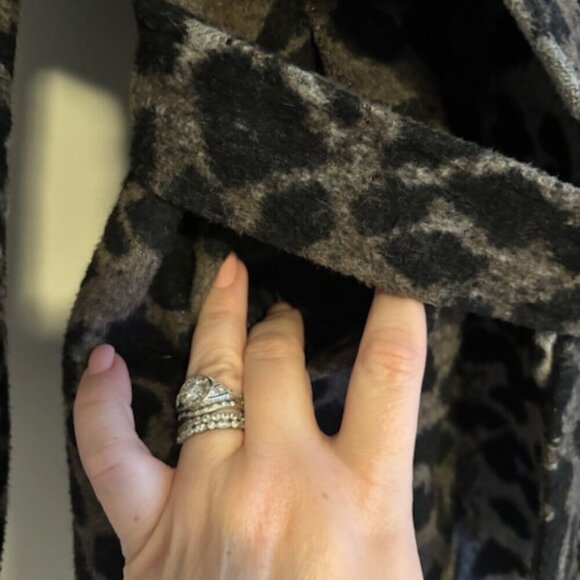 T TAHARI Marla Wool Leopard Wrap Coat size XS - Picture 9 of 10